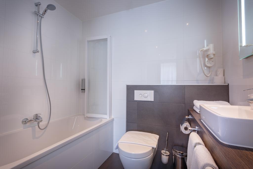 Joy Hotel Amsterdam Bagian luar foto